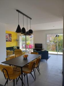 Appartements L'appartement JARDIN avec vue montagnes : photos des chambres