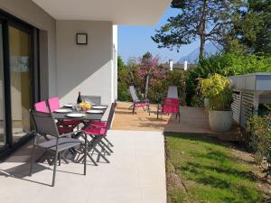 Appartements L'appartement JARDIN avec vue montagnes : photos des chambres