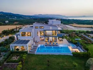 Orizontes Deluxe Residence - Adelianos Kampos