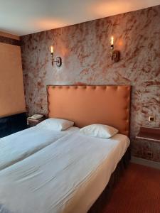 Hotels Logis Hotel restaurant LE MEDICIS : photos des chambres