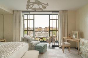 Hotels Cheval Blanc Paris & Dior Spa Cheval Blanc Paris : photos des chambres