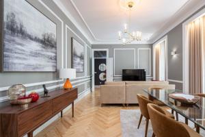 RC 161- Amazing City Center Apartment