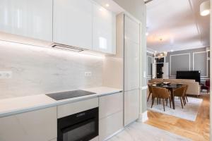 RC 161- Amazing City Center Apartment