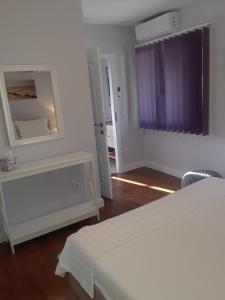 New Kosljun Apartment short walk to Beach