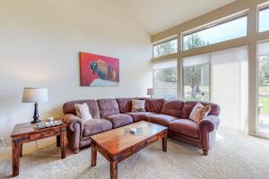 Village Loop in Eagle Crest