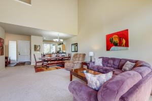 Village Loop in Eagle Crest