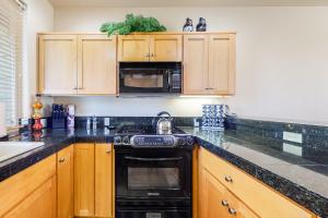 Village Loop in Eagle Crest