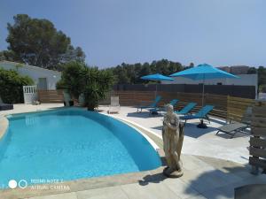 Appartements les Mimosas & piscine photo 12