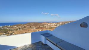 Infinity Blue Tinos