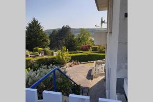 Appartements Rez de jardin vue mer Costa Bella : photos des chambres