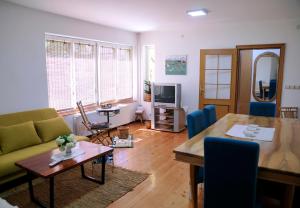 Gardens apartman - Kosjerić