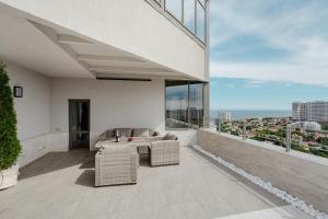 Plaza Arcadia Apartments