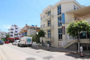 Portafortuna Apartments