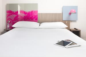 Hotels ibis Styles Arles Palais des Congres : photos des chambres