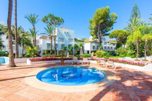 Elviria Playa White Pearl Beach
