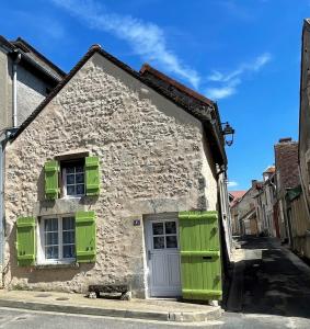 Maisons de vacances Le logis des Remparts, au coeur de Sancerre : Maison 1 Chambre