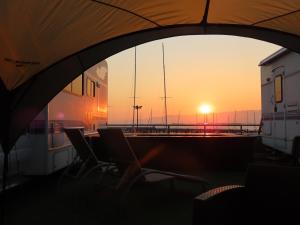 Osaka Hokko Marina HULL