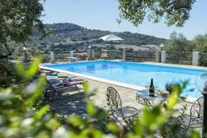 Villa Olive tree, immersa nella natura per relax e quiete - Monteleone Rocca Doria