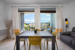 Le Maree Apartments