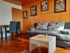 Romantic coastal house in old town of Novi Vinodolski