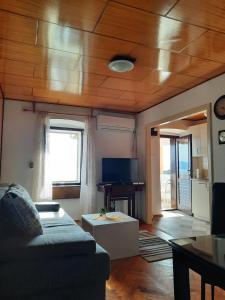 Romantic coastal house in old town of Novi Vinodolski