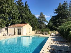 Appartements Appartement d'une chambre avec piscine partagee et jardin amenage a Violes : photos des chambres