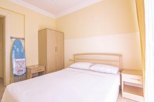 Sunset Beach Club Aqualettings Seashell 15