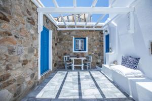 Classic Studio room in Ftelia View