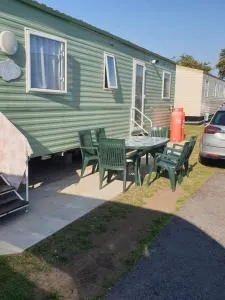 Inviting 3-Bed Caravan in Porthcawl - 纽顿