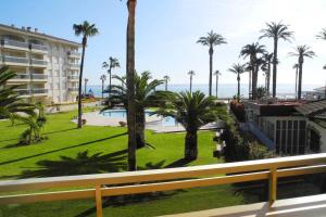 NEW! Modern apartment right on the beach!