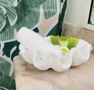 Inner City One Bedroom Apartment 27