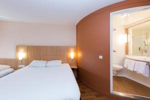 Hotels ibis Sisteron : photos des chambres