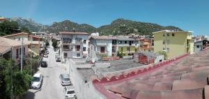 MONOLOCALE YELLOW img13