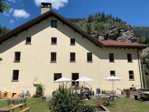 Triple Room with Mountain View room in Dazio Grande B&B