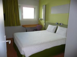 Hotels ibis budget Tours Centre Gare et congres : Chambre Double
