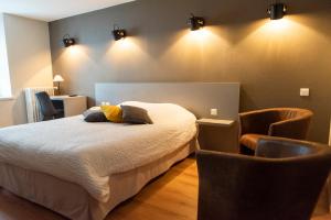 Hotels Logis Hotel Restaurant Barrey : photos des chambres