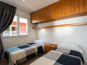 Holiday Home Magnolia - SLR405 by Interhome