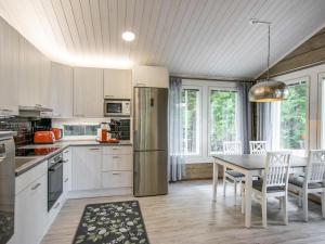 Holiday Home Nummentähti by Interhome