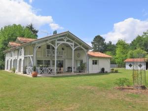 Maisons de vacances Holiday Home Lous Bernets : photos des chambres