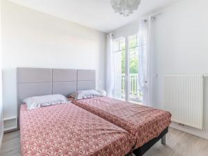 Apartment Les Portes de Pyla by Interhome