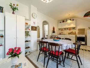 Holiday Home Csilla by Interhome