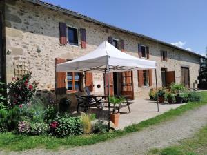 B&B / Chambres d'hotes La Tribu de Lavaud : photos des chambres