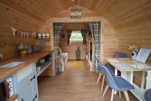 Torrent Walk Glamping Huts in the Heart of Snowdonia