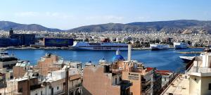 LUXURY APARTMENT Port of Piraeus