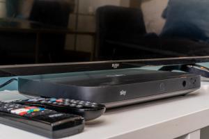 MK City Center House, perfect for FAMILIES, GROUPS, free parking, Desk space managed by CHIQUE PROPERTIES LTD