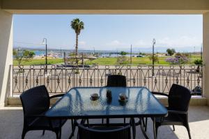 Light of Faros apartments