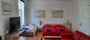 Aadelheide Family Apartments