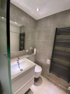 Modernes Apartment Duisburg Homberg