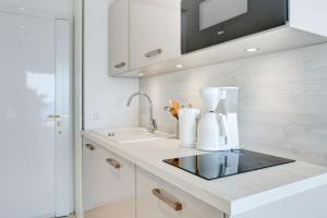 Upstays Sea View Terrace 20m2 Studio