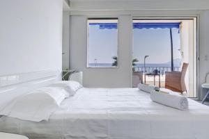 Upstays Sea View Terrace 20m2 Studio